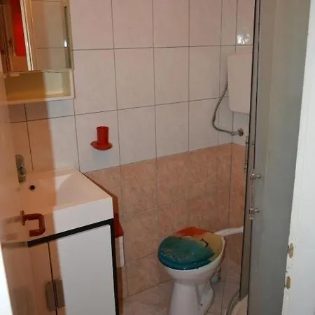 In With Balcony, Air Conditioning, Wi-fi Appartamento