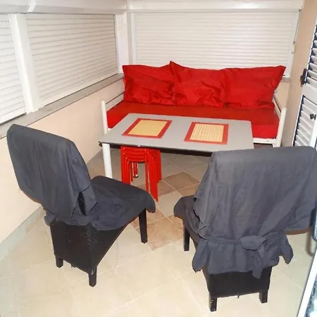 In With Balcony, Air Conditioning, Wi-fi Vrsi
